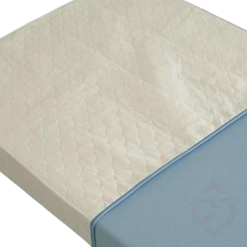 Resguardo impermeável reutilizável 135 x 90 cm, indicado para proteger o colchão contra perdas de urina e outros líquidos. Ajuda a manter a cama seca e protegida, proporcionando maior higiene e conforto durante o repouso.