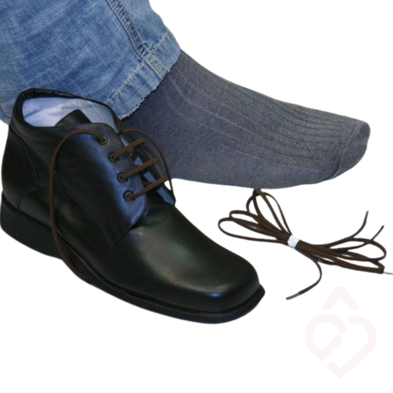Atacadores elásticos sem nós para calçar e descalçar os sapatos com maior facilidade, conforto e segurança