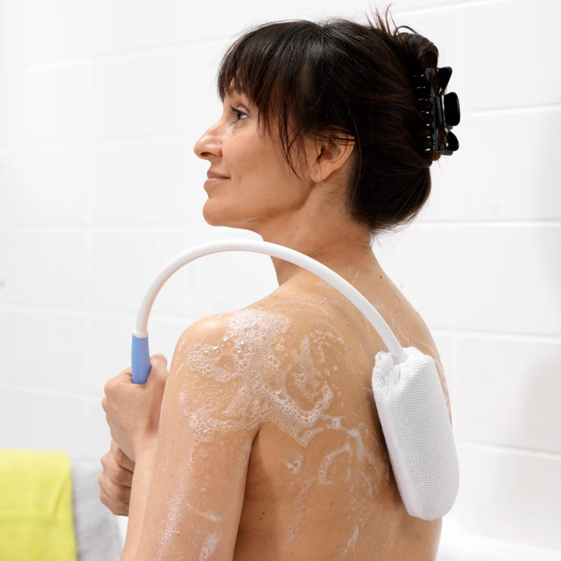 Esponja com Cabo Curvo – Conforto ao Lavar as Costas