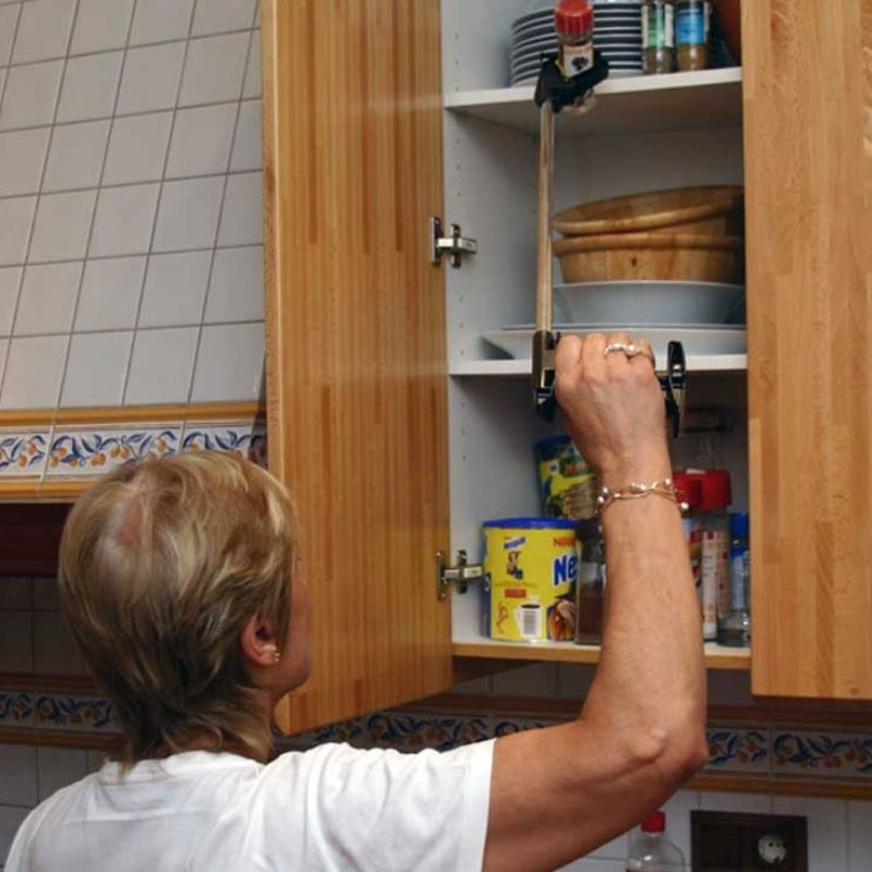 Pinça de Pressão Longa – Alcança Objetos com Facilidade