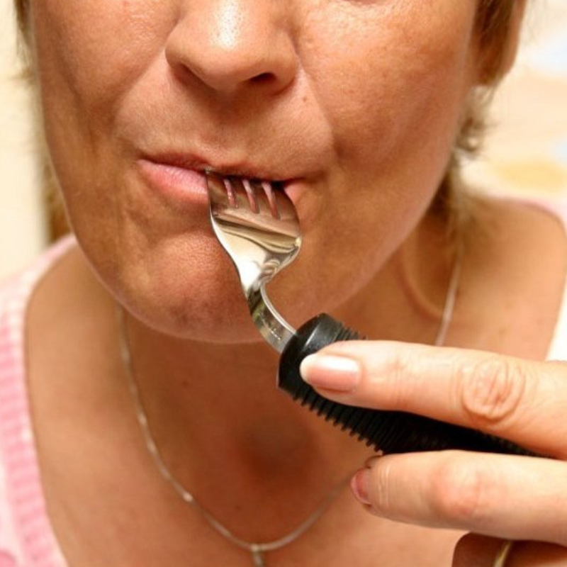 Garfo Dobrável com Cabo Ergonómico – Facilidade à Refeição