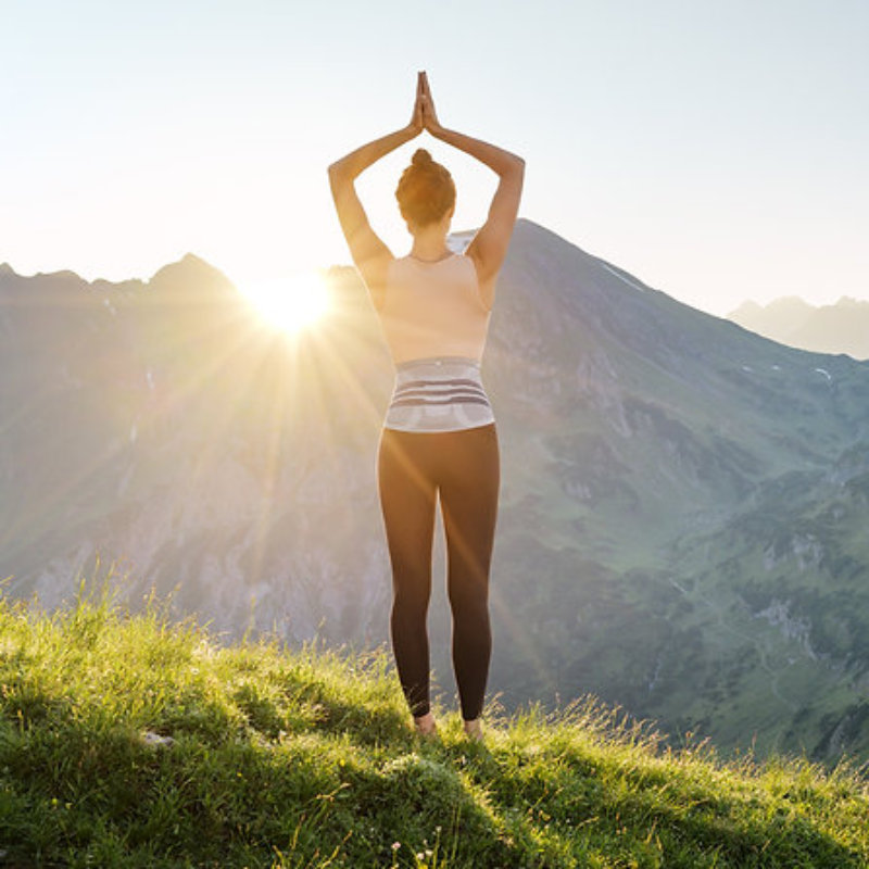 Cinta Lombar Mulher– Almofada de Massagem, Suporte e Alívio