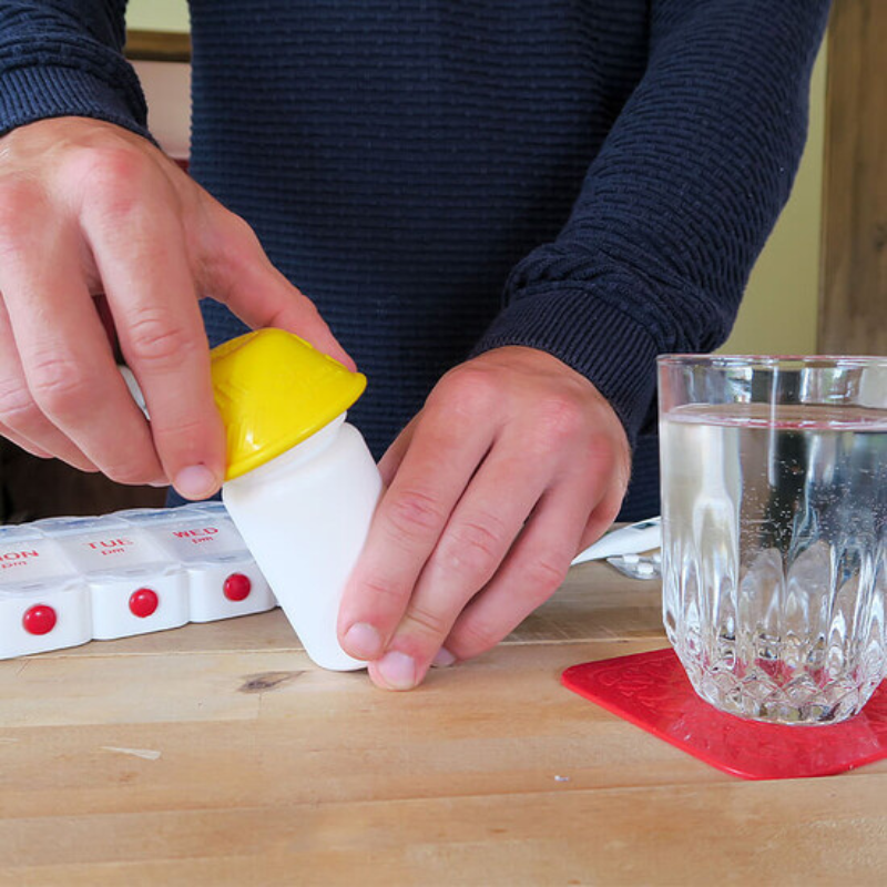 Abre Garrafas Antiderrapante – Para Mãos com Pouca Força