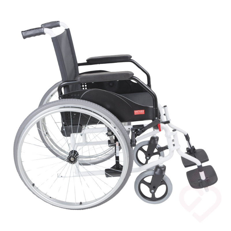 Cadeira de Rodas Manual em Alumínio – Leve e Resistente
