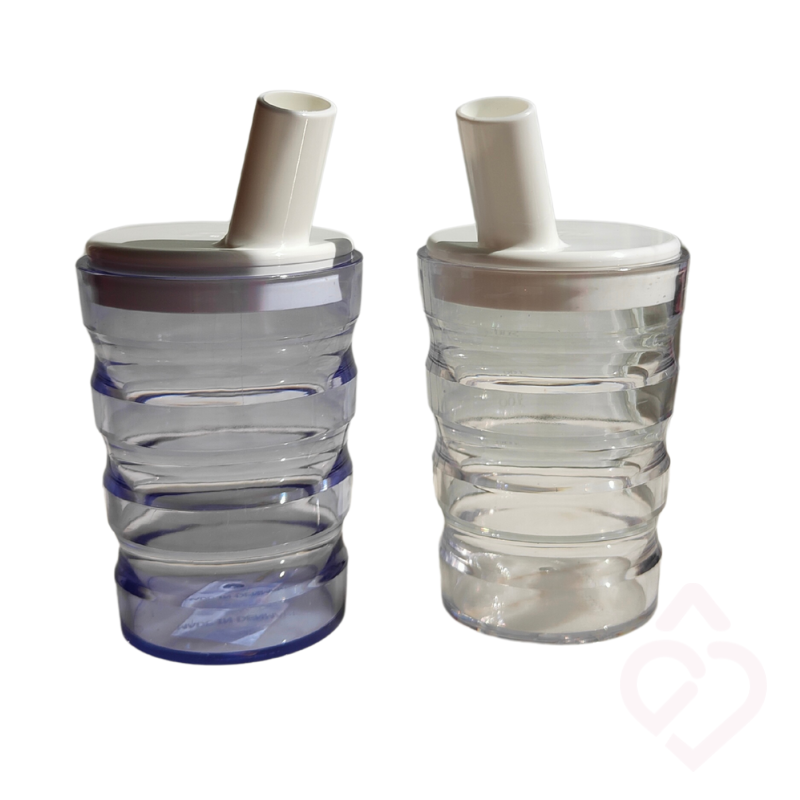 Copo Ergonómico para Líquidos – Prático, Leve e Seguro