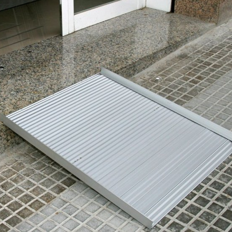 Rampa Dobrável para Cadeira de Rodas – Acesso Garantido