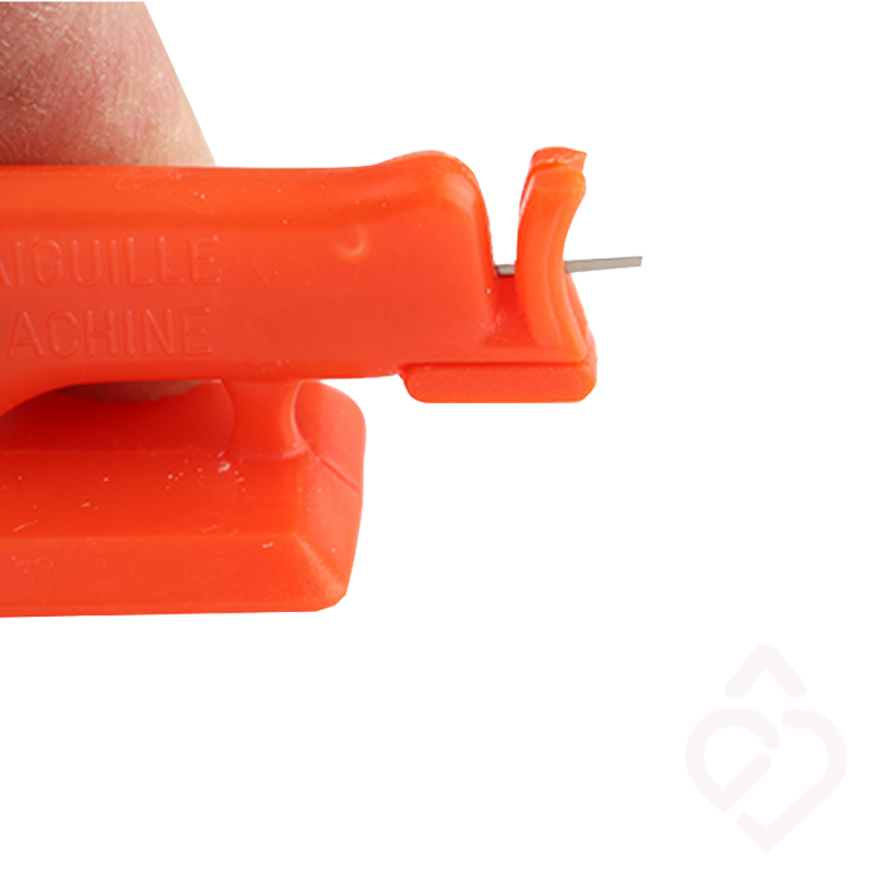 Enfia Agulha para Máquina de Costura – Prático e Rápido