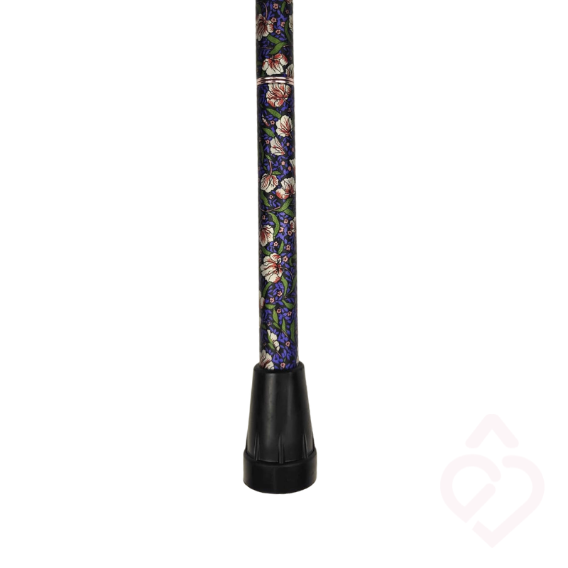 Detalhe da haste com padrão floral e ponteira antiderrapante da bengala