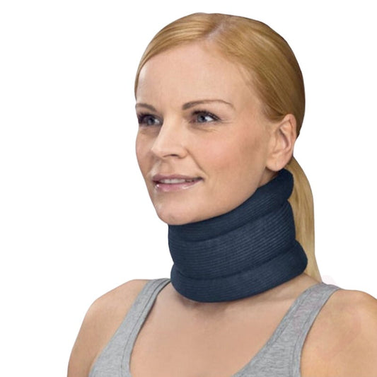 Colar cervical semirrígido para suporte e estabilização do pescoço