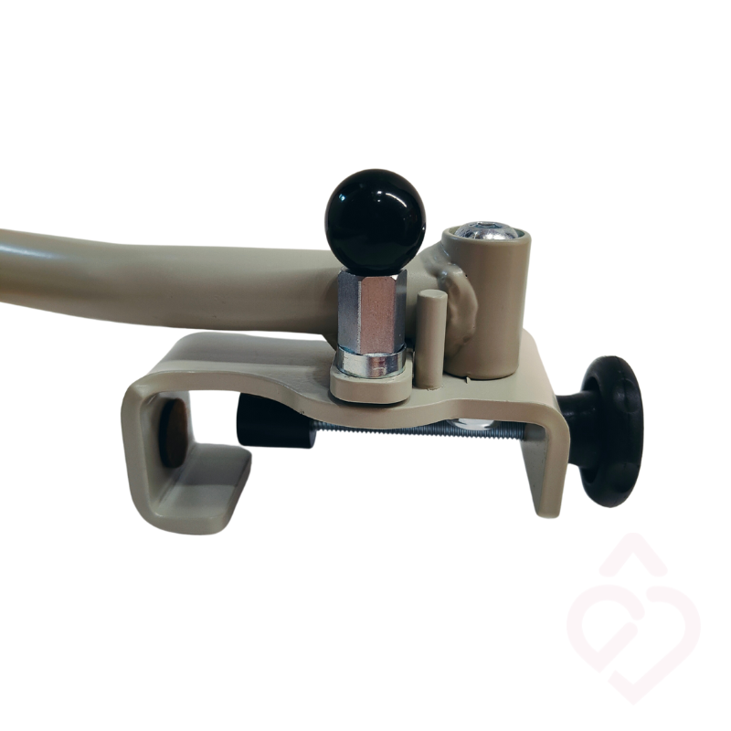 Grade de cama branca com três barras horizontais, ideal para camas articuladas ou hospitalares.