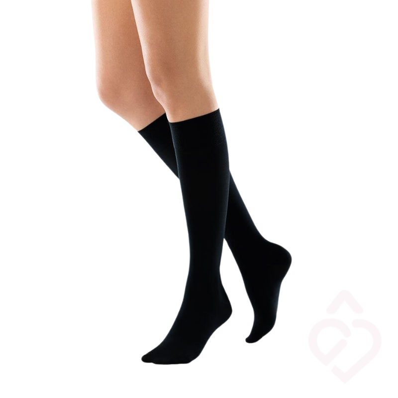 Meias de compressão até ao joelho para mulher classe 1 cor preto