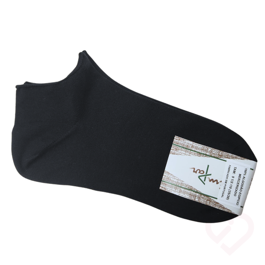 Meia curtas sem costuras em algodão, de cor preto, confortável para pés sensíveis, volumosos ou inchados.