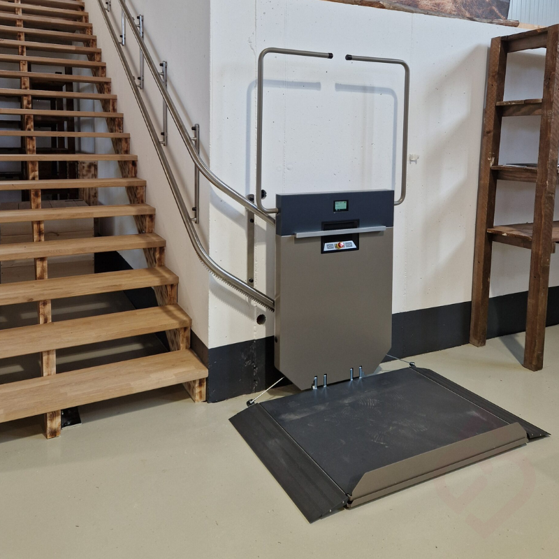 Plataforma Elevatória para Escadas Curvas - GTLE