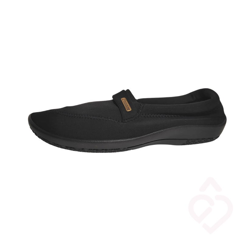 Lycra Comfort Shoe – Flexible, Lightweight, and Adaptable