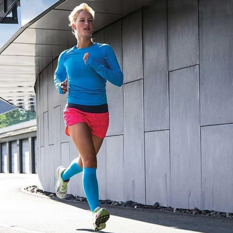 Meias de compressão para corrida e treino em piso regular